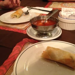Fong's Villa - Spring rolls! Yumm!