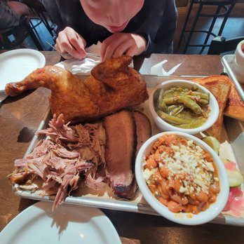 Barrel & Bones - Food for days & pretty affordable! Bring your appetite! - Barbeque Near Me - Carrollton, Texas
