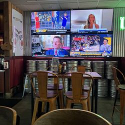 Wallbangers Burger Bar