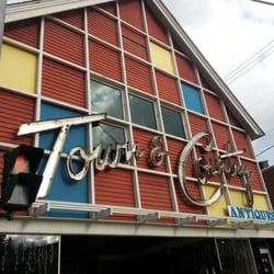 Town & Country Antiques - Front of the Building