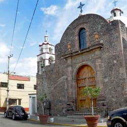 Capilla de San Cristobal - vista de la fachada.