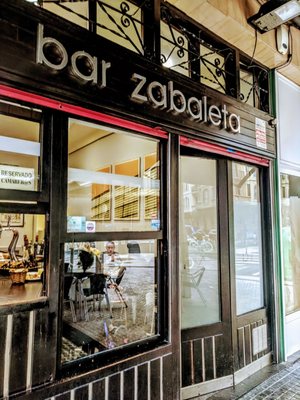 Bar Zabaleta by null
