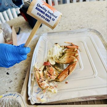 Quality Seafood - Dungeness crab with $3 hammer - Seafood Markets Near Me - Redondo Beach, California Quality Seafood - Dungeness crab with $3 hammer - Seafood Markets Near Me - Redondo Beach, California