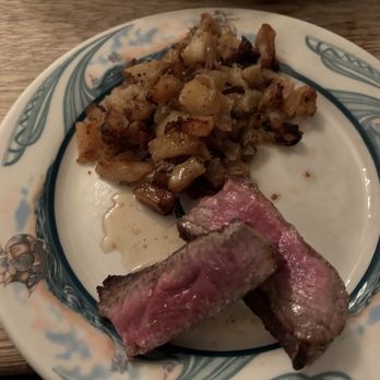 Peter Luger - Steak/potatoes - Steakhouses Near Me - Brooklyn, New York