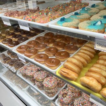 Daisy's Donuts - Donuts Near Me - Orange Beach, Alabama Daisy's Donuts - Donuts Near Me - Orange Beach, Alabama