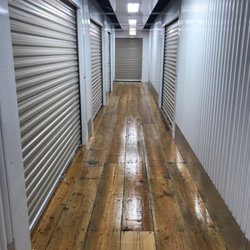 Ultra Self-Storage - Row of units