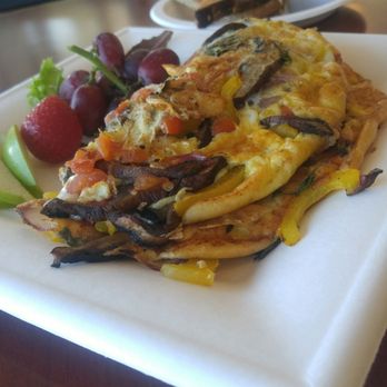 Nature's Best Cafe - Everything omelet is a feast. - Pizza Near Me - Naperville, Illinois