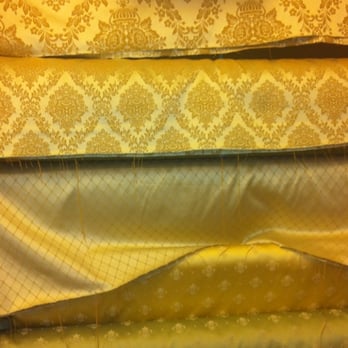 Marché Saint Pierre - Fabric Stores Near Me - Paris, 75 Marché Saint Pierre - Fabric Stores Near Me - Paris, 75