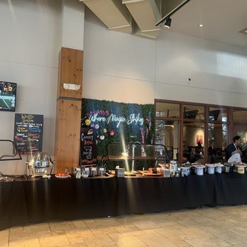 Pinstripes - Buffet area - Bowling Near Me - Edina, Minnesota