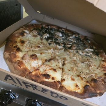 Brick Oven Pizzeria - Pizza Near Me - Glendale, California