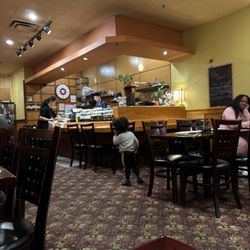 Tomo Sushi Japanese Restaurant - Inside