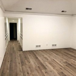 Waters Edge Flooring - Luxury vinyl flooring