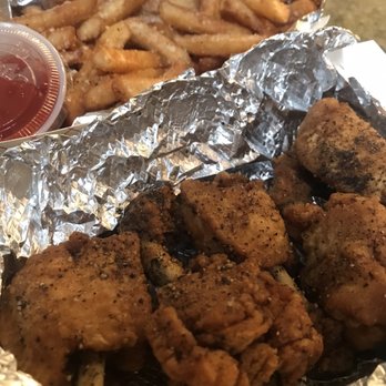 Tommy Want Wingy - Garlic parm fries and lemon pepper wings - Chicken Wings Near Me - Austin, Texas Tommy Want Wingy - Garlic parm fries and lemon pepper wings - Chicken Wings Near Me - Austin, Texas