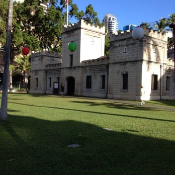 Iolani Palace - Guard house, pick up tickets here - Museums Near Me - Honolulu, Hawaii