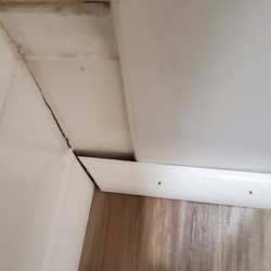 LL Flooring - Eugene - Poorly done 1/4 round