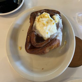 Superba Food + Bread Venice - CINNAMON BUN - New American Near Me - Venice, California Superba Food + Bread Venice - CINNAMON BUN - New American Near Me - Venice, California