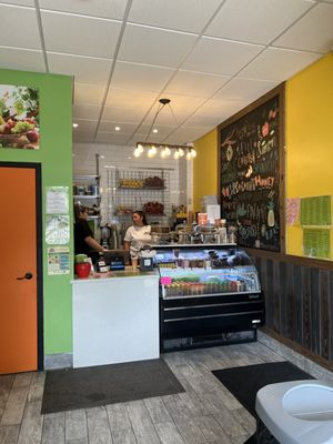 Root & Vine Juice Bar by null