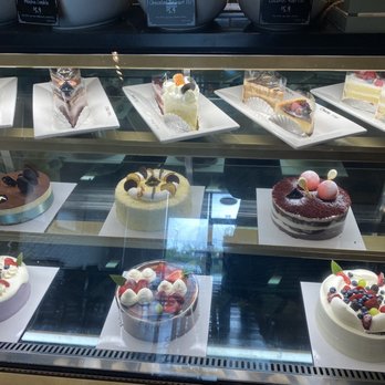 White Windmill Bakery - Cakes - Bakeries Near Me - Duluth, Georgia