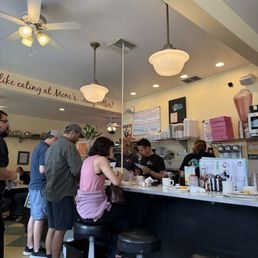 DINER CROSS HERMOSA ハモサ unico New Restaurants and Bar in South Redondo Beach