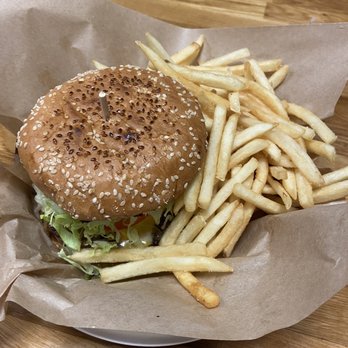 HOOK’d Bar and Grill - The best burger you will ever have. Seriously! - Breakfast & Brunch Near Me - Santa Barbara, California HOOK’d Bar and Grill - The best burger you will ever have. Seriously! - Breakfast & Brunch Near Me - Santa Barbara, California