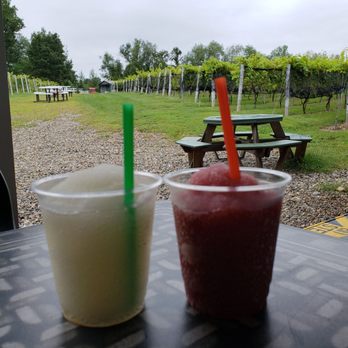 Taylor Brooke Winery - Wineries Near Me - Woodstock, Connecticut Taylor Brooke Winery - Wineries Near Me - Woodstock, Connecticut