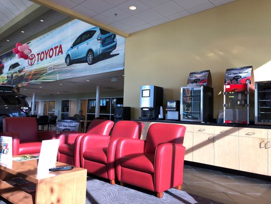 JIM NORTON TOYOTA OF OKC - 35 Photos & 115 Reviews - 8401 Nw Expy ...