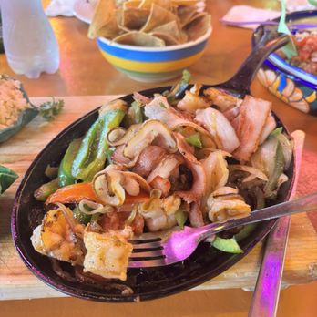 La Taquiza - Shrimp fajitas - Tacos Near Me - Cabo San Lucas, BCS La Taquiza - Shrimp fajitas - Tacos Near Me - Cabo San Lucas, BCS