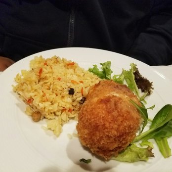 Astoria Bistro - Chicken kiev with rice pilaf - Russian Near Me - Saint Louis, Missouri Astoria Bistro - Chicken kiev with rice pilaf - Russian Near Me - Saint Louis, Missouri
