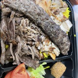 Lunch spiecal with meat meat kebab