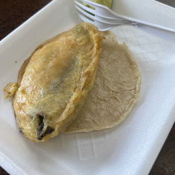 Chicharrones El Güero - Chile jalapeño relleno - Mexican Near Me - Mission, Texas
