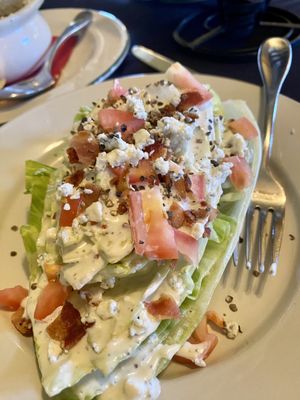 Bella's Bistro by null