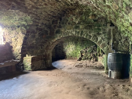Dunnottar Castle by null