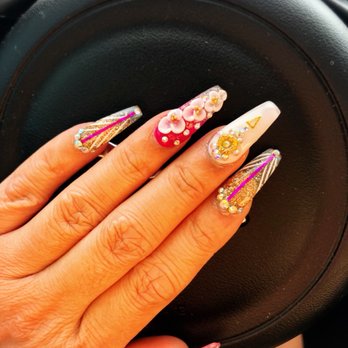 Em & Em Nails - Nail Salons Near Me - Claremore, Oklahoma