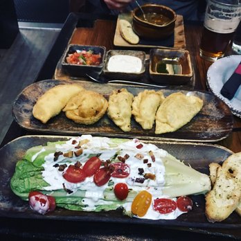 Ché - Grilled Romain Salad and empanadas - Argentine Near Me - Cincinnati, Ohio