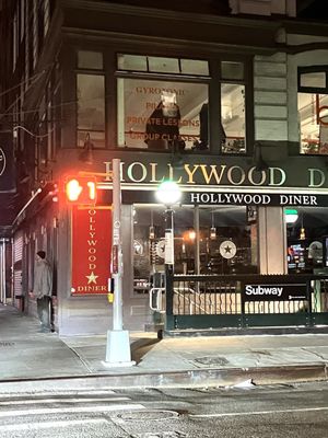 Hollywood Diner by null