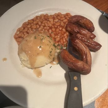 The Chieftain Pub - Bangers and Mash - Irish Near Me - Plainville, Massachusetts