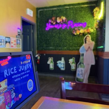 Rice Junky - Interior of restaurant from where I was waiting for my takeout - Pubs Near Me - Santa Clara, California Rice Junky - Interior of restaurant from where I was waiting for my takeout - Pubs Near Me - Santa Clara, California
