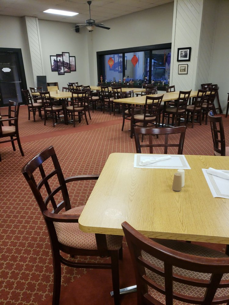 WHISTLE STOP RESTAURANT Bars 2728 Cayman Cir, Zellwood, FL