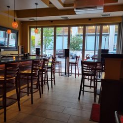 Chazz Palminteri Italian Restaurant - White Plains - Entrance