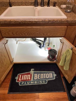 Linn Benton Plumbing Logo