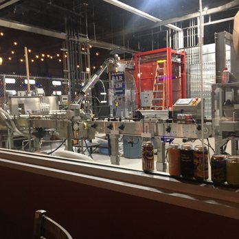 Rio Bravo Brewing - Brewing viewing area - American Near Me - Albuquerque, New Mexico