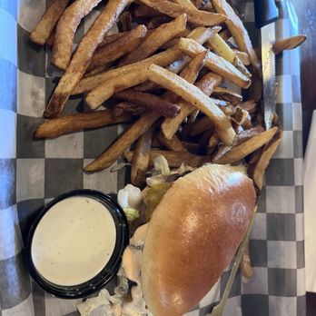 Terry's Office Tavern - Pizza Near Me - Tacoma, Washington
