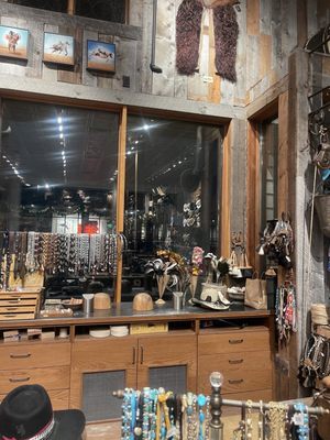 Kemo Sabe Jackson by null