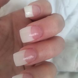 LV Nails and Spa