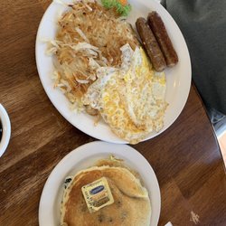 Johnny's Skillet - 2 egg breakfast with blueberry pancakes and sausage links
