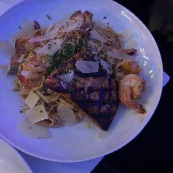 Batsí - Salmon and shrimp pasta - Seafood Near Me - Atlanta, Georgia Batsí - Salmon and shrimp pasta - Seafood Near Me - Atlanta, Georgia