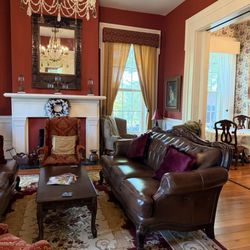 Maple Hill Manor Bed & Breakfast