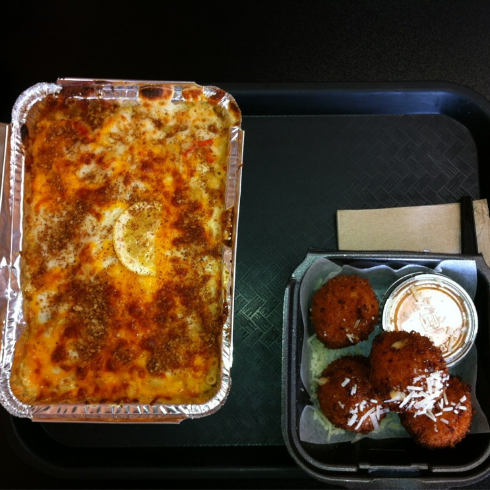 Mix N Mac - Lobster Mac n cheese and the Fried mac balls. - Gluten-Free Near Me - Middletown, New York