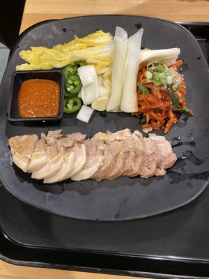부산 돼지국밥 Busan Daegee Gukbap by null