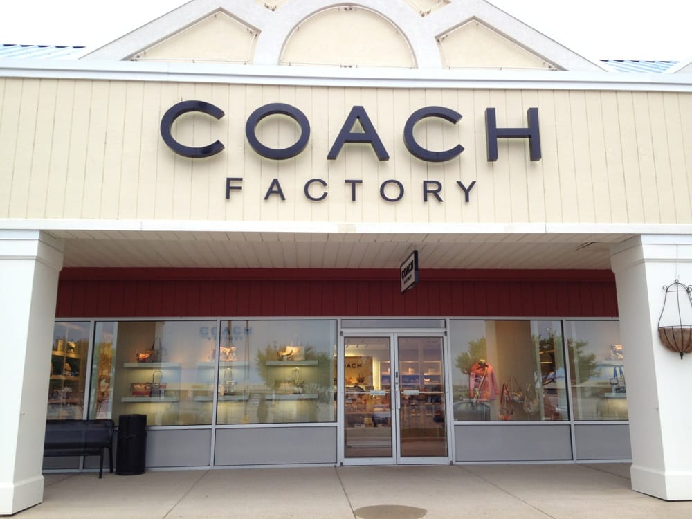 COACH Updated September 2024 3001 S Washburn St, Oshkosh, Wisconsin Outlet Stores Phone